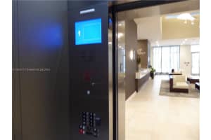 7751 NW 107th Ave Apt 802, Doral, FL 33178, Sold 05/17/24
