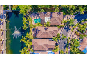 20715 NE 30th Pl, Aventura, FL 33180, Sold 09/06/24