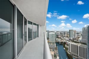 475 Brickell Ave APT 4914, Miami, FL 33131, Sold 07/16/24