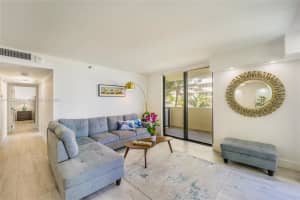 1623 Collins Ave APT 515, Miami Beach, FL 33139, Sold 05/31/24