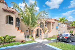334 SW 86th Ave APT 107, Pembroke Pines, FL 33025, Sold 04/18/24