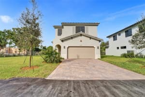 13145 Addilyn Ct, Davie, FL 33325, Sold 08/08/25