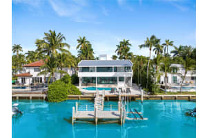 7720 Miami View Dr, North Bay Village, FL 33141, Sold 11/05/24