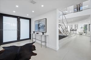 7720 Miami View Dr, North Bay Village, FL 33141, Sold 11/05/24