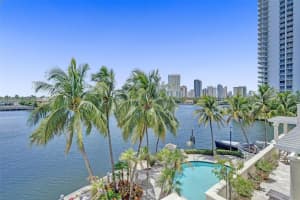 19925 NE 39th Pl APT 303, Aventura, FL 33180, Sold 09/13/24