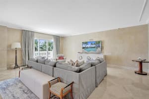 19925 NE 39th Pl APT 303, Aventura, FL 33180, Sold 09/13/24
