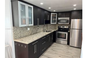 300 Bayview Dr APT 614, Sunny Isles Beach, FL 33160, Sold 06/28/24