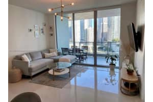 90 SW 3rd St APT 1915, Miami, FL 33130, Sold 09/03/24