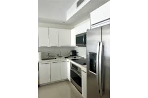90 SW 3rd St APT 1915, Miami, FL 33130, Sold 09/03/24