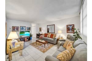 1811 Jefferson St APT 706, Hollywood, FL 33020, Sold 01/13/25