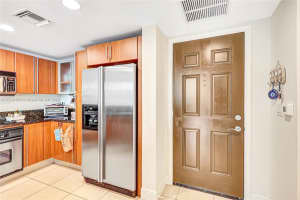 610 Clematis St APT 429, West Palm Beach, FL 33401, Sold 04/09/24