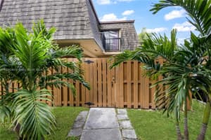 14293 SW 94th Cir Ln Apt 103-27, Miami, FL 33186, Sold 03/15/24