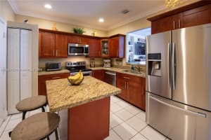 9008 NW 54th St #9008, Sunrise, FL 33351, Sold 04/11/24