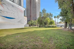 380 Ne 32 St Miami, FL 33137 - MLS#A11526468