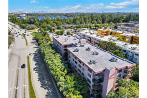 605 NW 72nd Ave APT 508, Miami, FL 33126, Sold 02/22/24