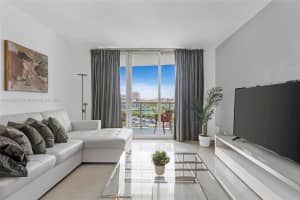 3801 S Ocean Dr #9r, Hollywood, FL 33019, Sold 08/21/24