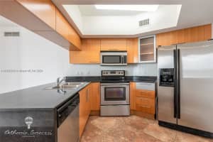 Opera Tower, 1750 N Bayshore Dr APT 1915, Miami, FL 33132, Sold 03/28/24