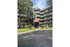 901 Colony Point Cir APT 322, Pembroke Pines, FL 33026, Sold 08/27/24