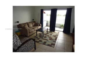 3425 NW 44th St APT 202, Lauderdale Lakes, FL 33309, Sold 04/10/24