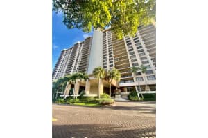 1800 NE 114th St APT 510, Miami, FL 33181, Sold 07/31/24