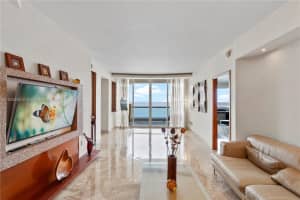 17875 Collins Ave #1702, Sunny Isles Beach, FL 33160, Sold 04/17/25