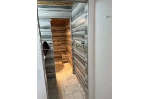 630 Tennis Club Dr APT 201, Fort Lauderdale, FL 33311, Sold 08/19/24