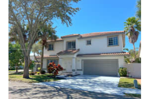 19110 NW 88th Ct, Hialeah, FL 33018, Sold 04/26/24