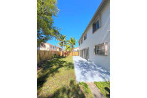 19110 NW 88th Ct, Hialeah, FL 33018, Sold 04/26/24