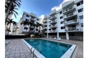 1665 Bay Rd APT 425, Miami Beach, FL 33139, Sold 06/25/24