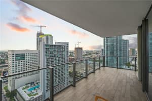 88 SW 7th St Apt 2612, Miami, FL 33130, Sold 04/12/24