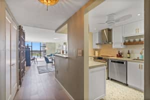 20505 E Country Club Dr APT 1638, Aventura, FL 33180, Sold 08/20/24