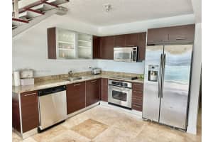 41 SE 5th St APT 1706, Miami, FL 33131, Sold 07/19/24