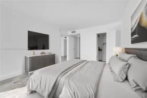 2899 Collins Ave APT 518, Miami Beach, FL 33140, Sold 06/11/24