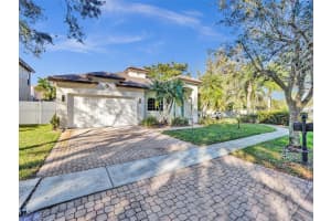 18403 NW 9th St, Pembroke Pines, FL 33029, Sold 11/18/24
