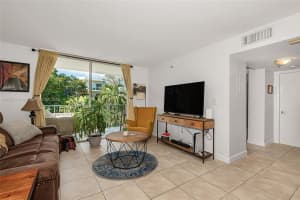 700 NE 63rd St APT D308, Miami, FL 33138, Sold 09/16/24