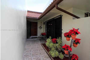 19269 NW 64th Ct, Hialeah, FL 33015, Sold 07/12/24