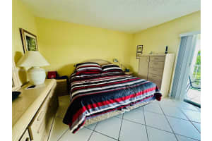 7747 SW 86th St d 401, Miami, FL 33143, Sold 03/28/24