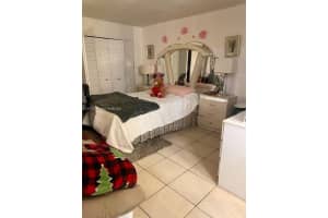 19771 SW 114th Ave APT 328, Miami, FL 33157, Sold 04/30/24