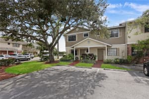 10700 NW 10th St, Pembroke Pines, FL 33026, Sold 04/05/24
