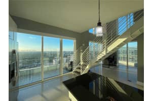 60 SW 13th St Apt 3413, Miami, FL 33130, Sold 03/29/24