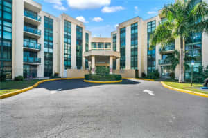 2075 SW 122nd Ave APT 530, Miami, FL 33175, Sold 04/04/24