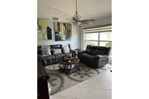 11720 NW 44th St, Sunrise, FL 33323, Sold 03/19/24