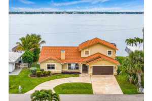 2526 SE 28th St, Cape Coral, FL 33904, Sold 05/21/24