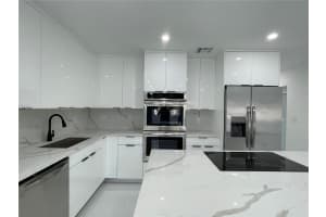 814 S 26th Ave, Hollywood, FL 33020, Sold 02/06/25