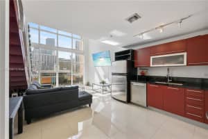 Vizcayne, 253 NE 2nd St APT 612, Miami, FL 33132, Sold 06/03/24