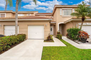 7377 Smithbrooke Dr #0, Greenacres, FL 33467, Sold 04/02/24