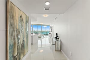 900 Biscayne Bay, 900 Biscayne Blvd APT 2506, Miami, FL 33132, Sold 04/25/24