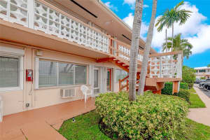 815 SW 10th Terrace #9v, Hallandale Beach, FL 33009, Sold 05/02/24