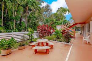 815 SW 10th Terrace #9v, Hallandale Beach, FL 33009, Sold 05/02/24