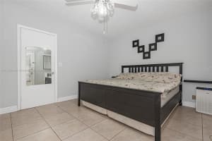 815 SW 10th Terrace #9v, Hallandale Beach, FL 33009, Sold 05/02/24